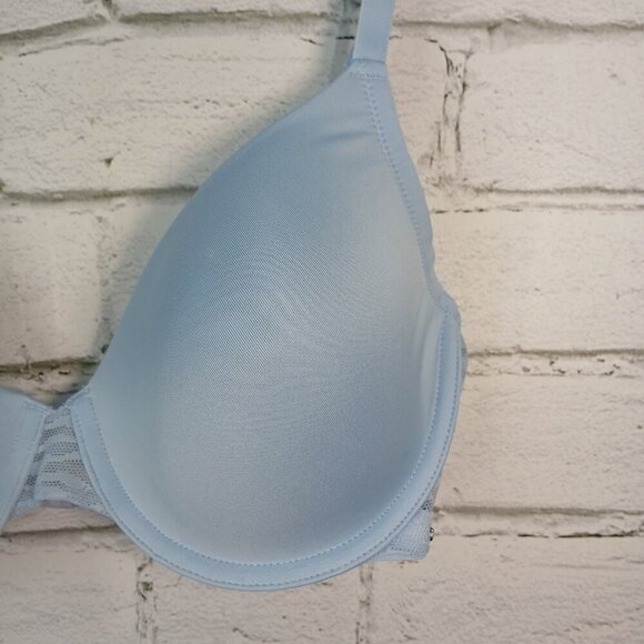 WOMENS HALSTON LIGHT BLUE UNDERWIRE BRA SIZE 36C, LIKE NEW CONDITION - Picture 7 of 11